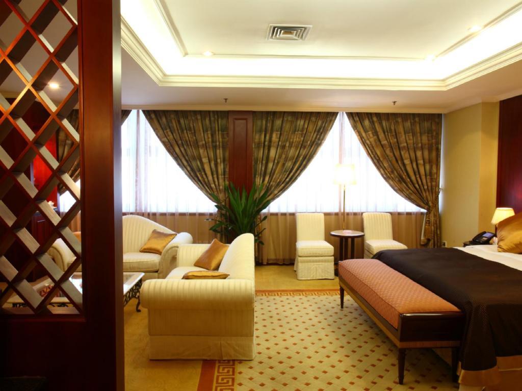 Beijing King Wing Hot Spring Hotel Exterior photo